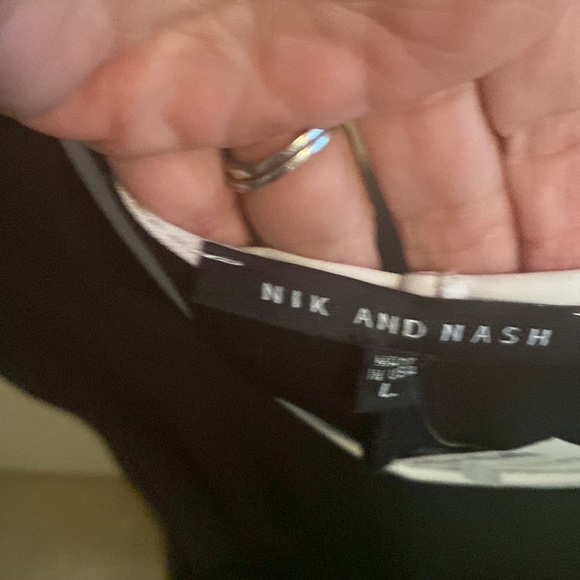 Blank casual jersey dress trimmed in white, never worn, size large - Picture 3 of 3